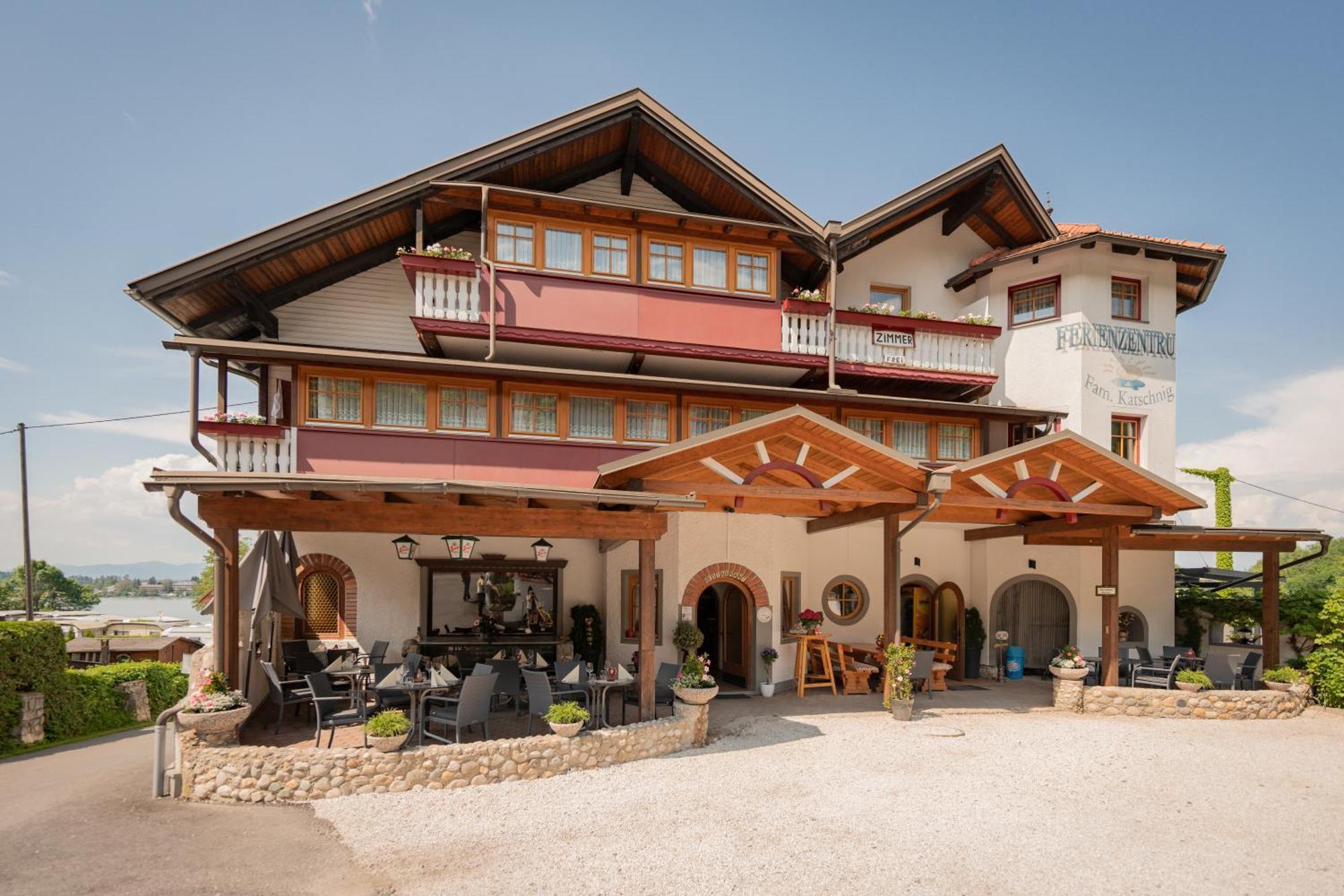 Seegasthof Katschnig Gmbh Unterburg am Klopeiner See Exterior photo